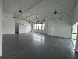 Hh @ Kallang (D13), Factory #558764531